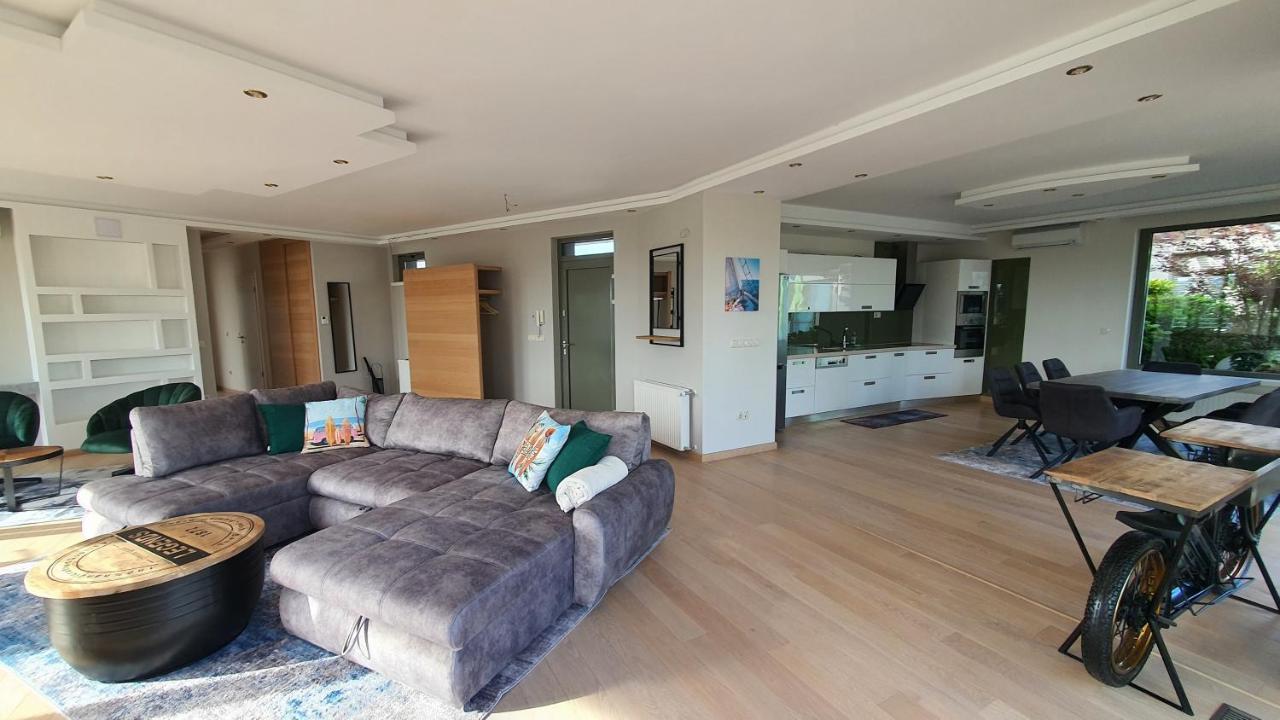 Silver Delux Apartman บาลาตอนฟือเรด ภายนอก รูปภาพ
