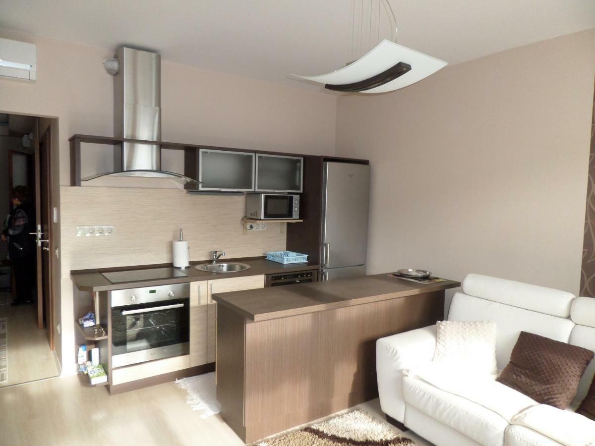 Silver Delux Apartman บาลาตอนฟือเรด ภายนอก รูปภาพ